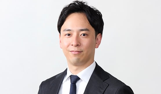 横山 諒一